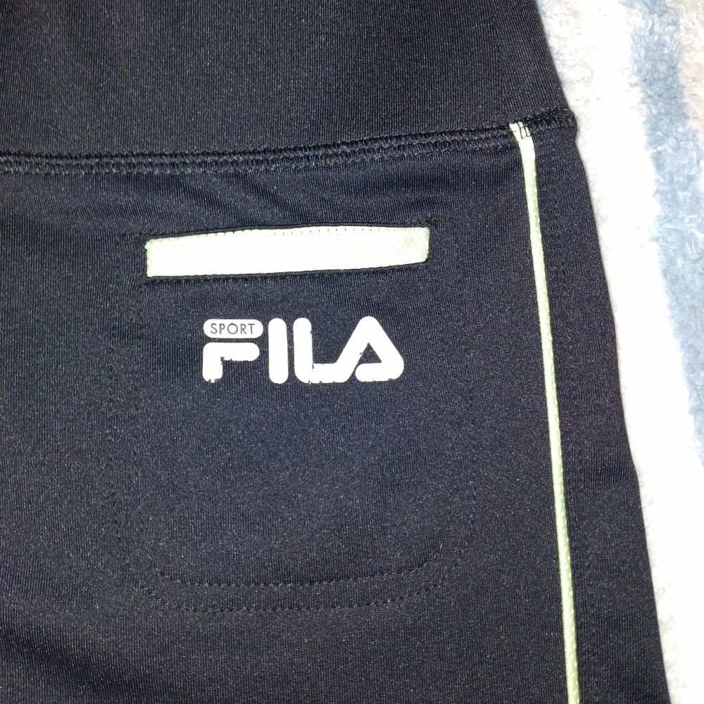 Fila crop pants size xs❤ - Picture 2 of 3